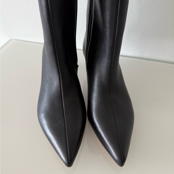 New ANTONIO MELANI Leather Sleek Black Heeled Boots - Picture 10 of 13